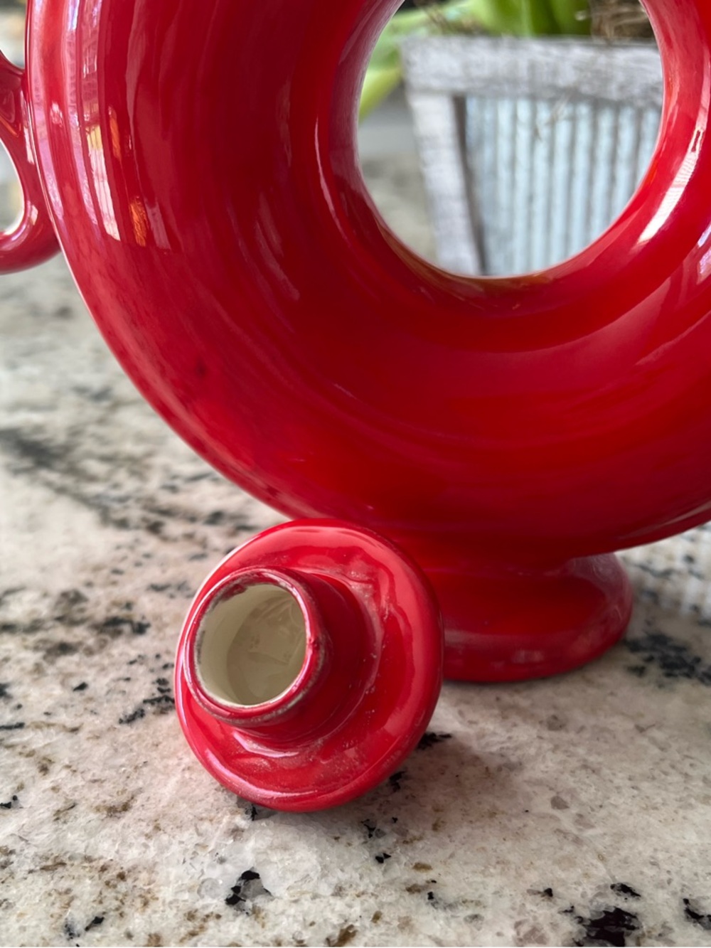 Vintage Red Ceramic Donut Art Deco Teapot Handmade Signed LM 2000 Hull - Picture 3 of 10